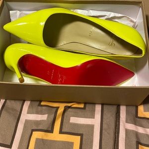 Copy neon shoes